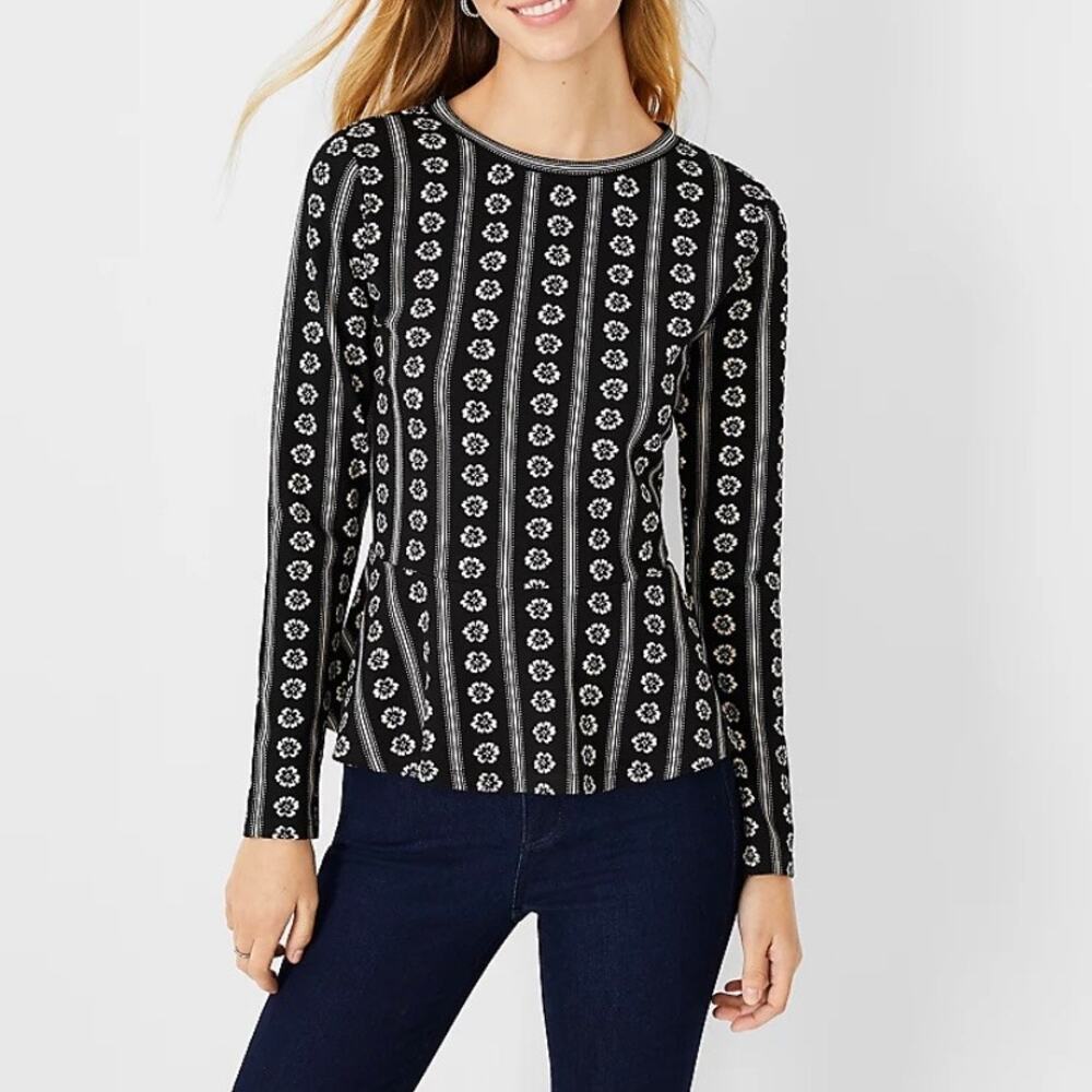 Ann Taylo black and cream striped design blouse (Size: M)